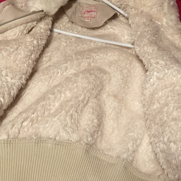 Candie’s Winter Coat - Picture 6 of 13